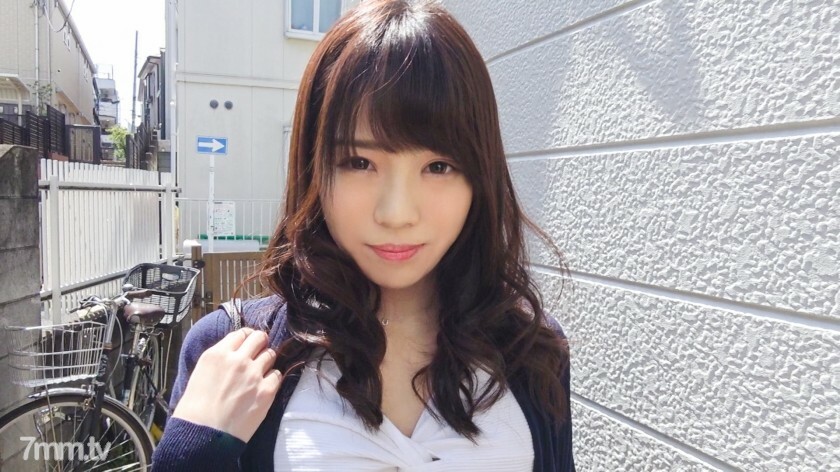 SIRO-3798 应用业馀，第一次 AV 拍摄 78 我爱舔阴！漂亮的公交导游要钱申请AV！第一次奇闻趣事！我对演员的技术感到痛苦.