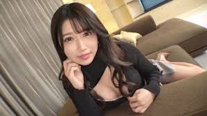 SIRO-4786 [第一枪] [偶像脸x好屁股] [大量喷]发现一个可爱微笑的美丽川崎女孩。在发出大量淫秽声音的同时，握著公鸡并在冲突中气喘吁吁..网络上的AV应用程序→AV体验拍摄1752