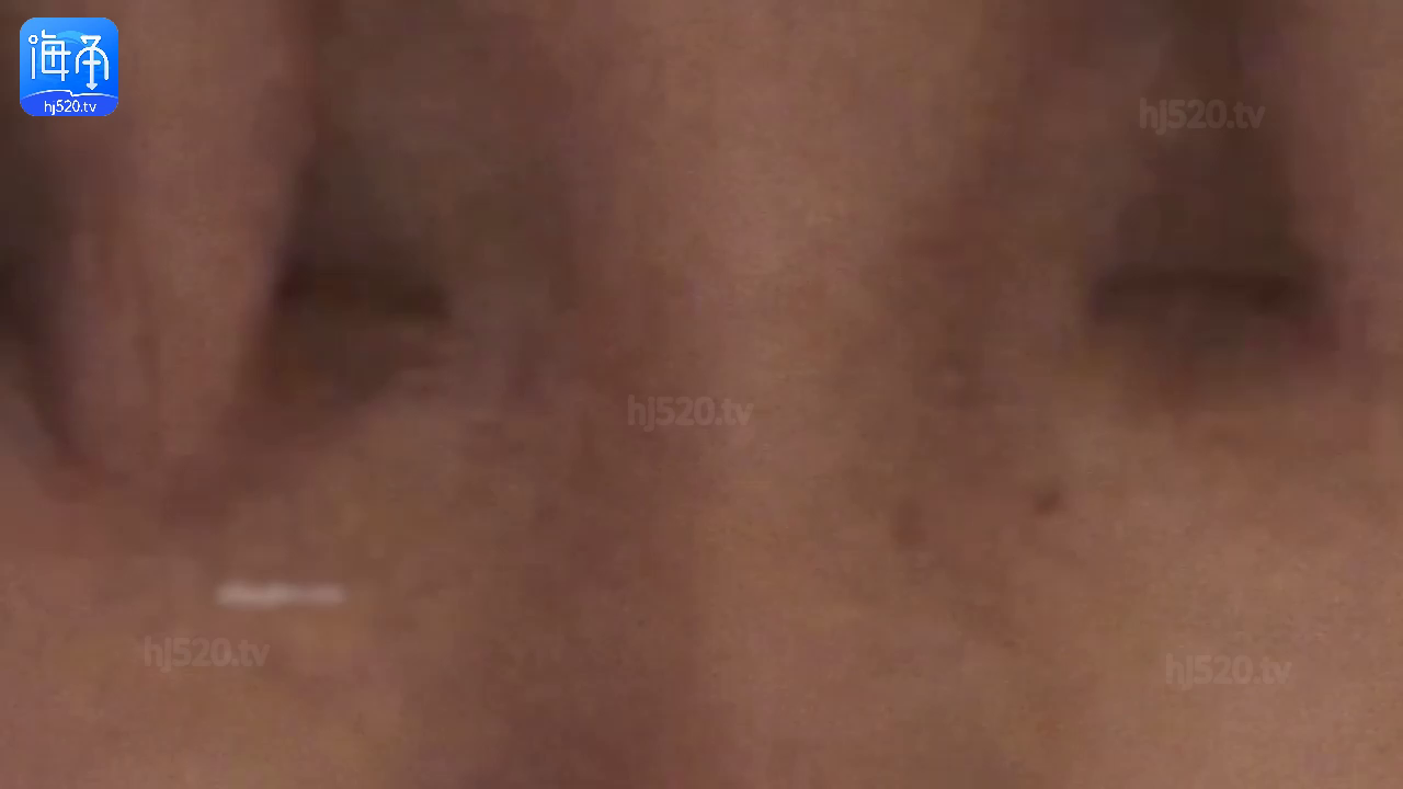 【真实灌醉】联手朋友几人灌醉平时高冷无比的颜值校花，醒着的时候多牛逼，现在是不是倒下了，被随意玩！}