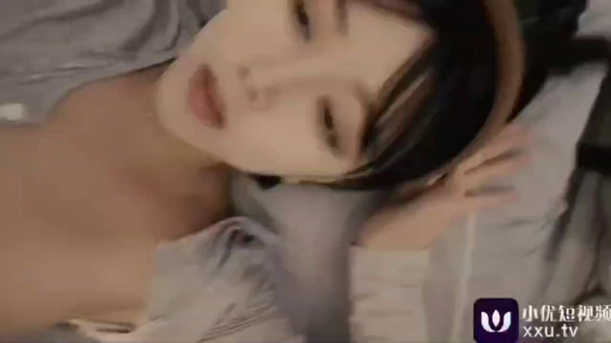 【私拍泄密】狐狸小妖被扒出道前不雅视频！