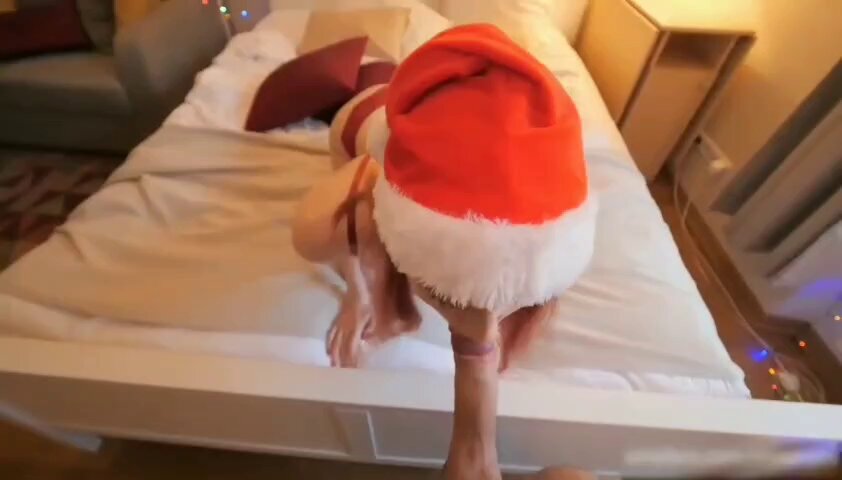 粉嫩的小穴就是最好的圣诞礼物